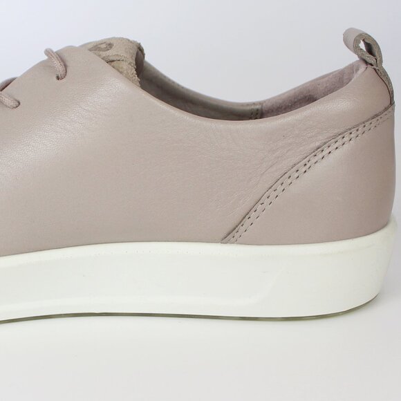 NEW ECCO Soft 8 Comfort Leather Sneaker - Picture 11 of 16